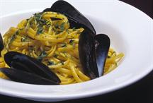 Linguini with Saffron & Mussels