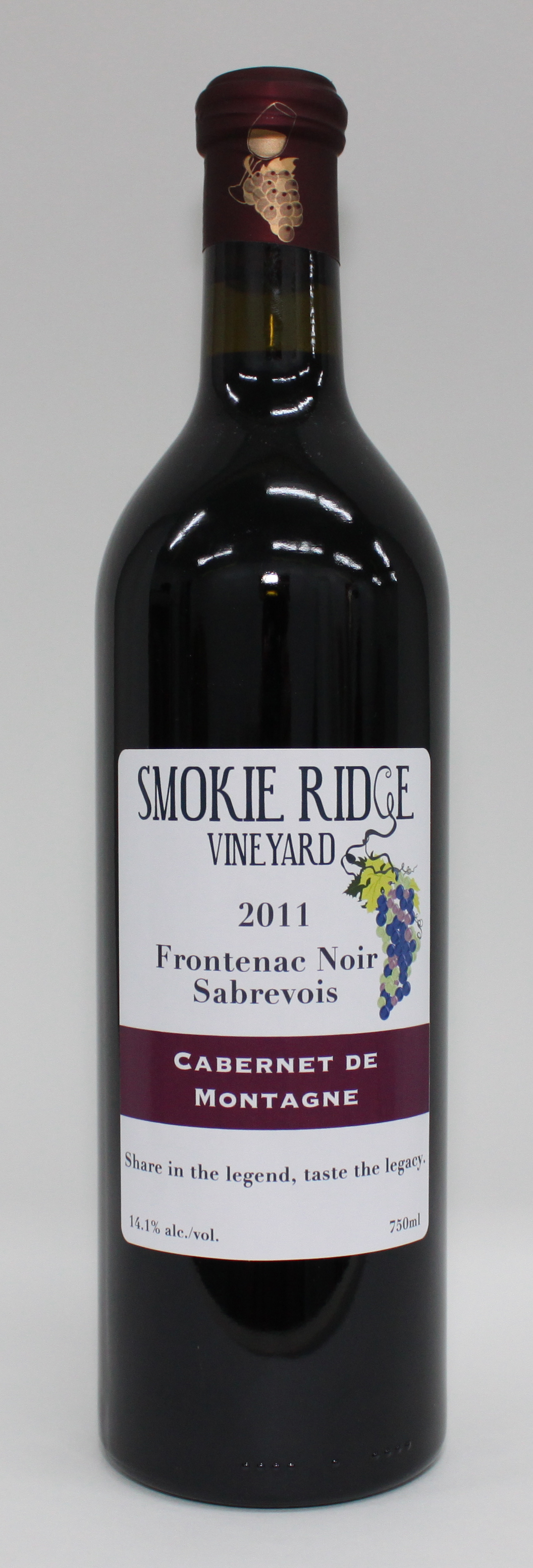 Smokie Ridge Vineyard Sabrevois Frontenac Noir De Montage 2011