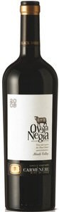 Oveja Negra Single Vineyard Carmenère 2011