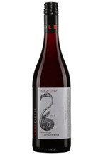 Te Awa Winery Left Field Pinot Noir 2017