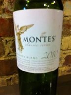 Montes Classic Series Sauvignon Blanc 2009