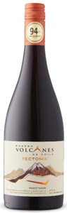 Bodega Volcanes de Chile Tectonia Pinot Noir 2016