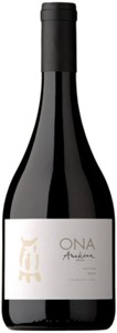 Anakena Ona Pinot Noir 2010